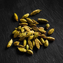 Load image into Gallery viewer, Cardamom Pods (Green)